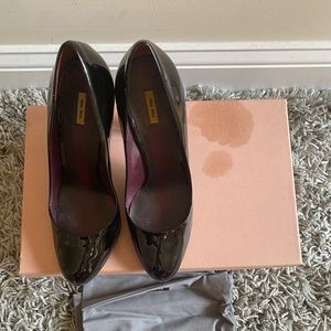 Preowned Miu Miu pumps